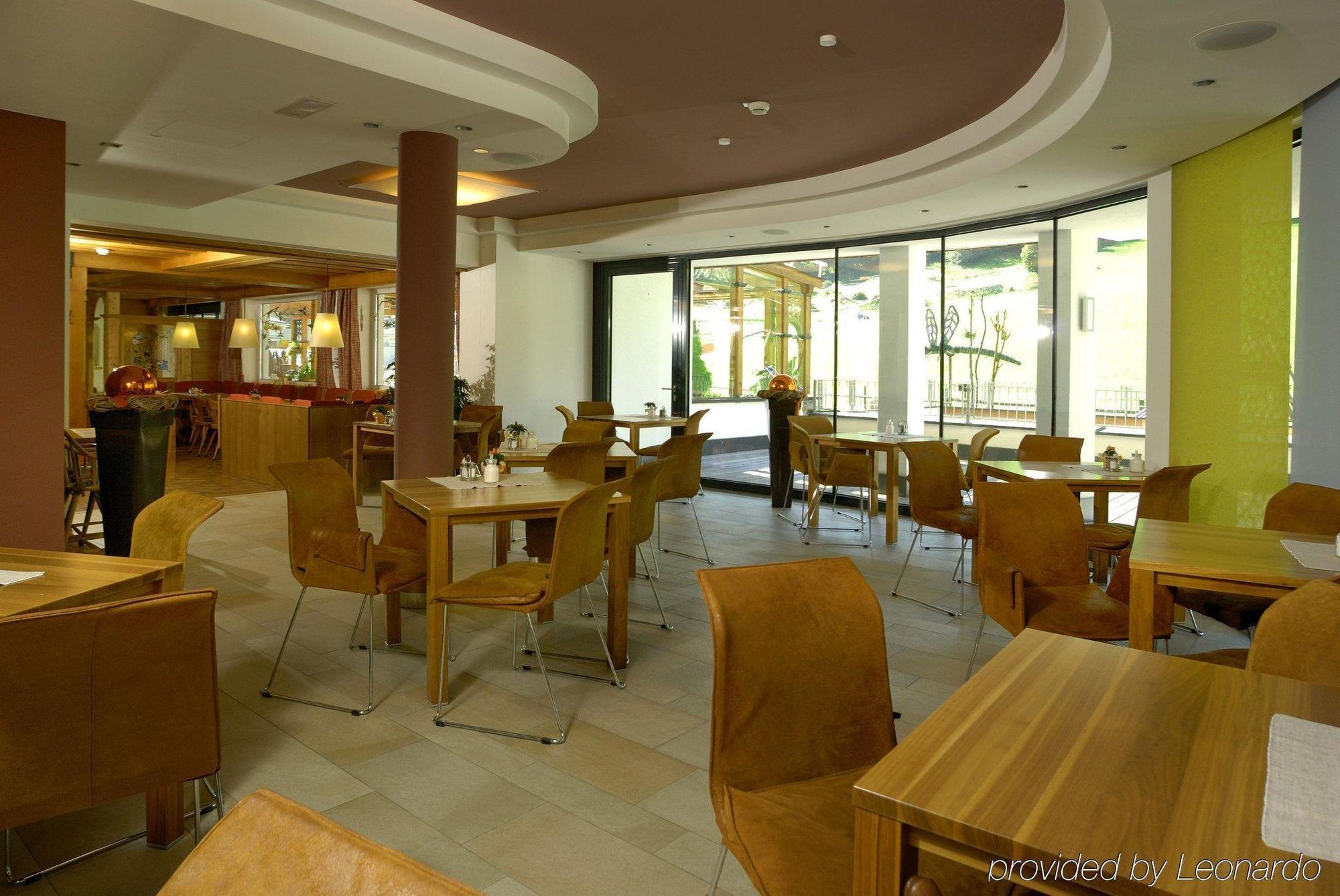 Hotel Bacher Asitzstubn Leogang Restaurante foto