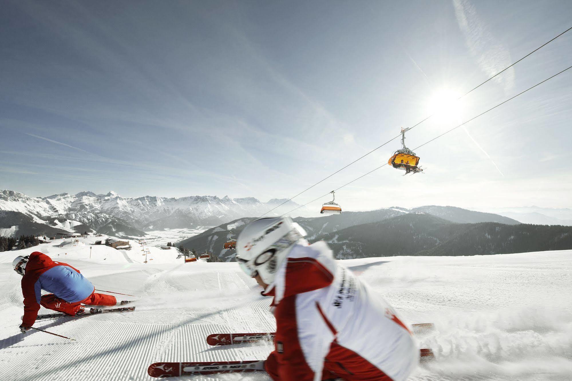 Hotel Bacher Asitzstubn Leogang Exterior foto
