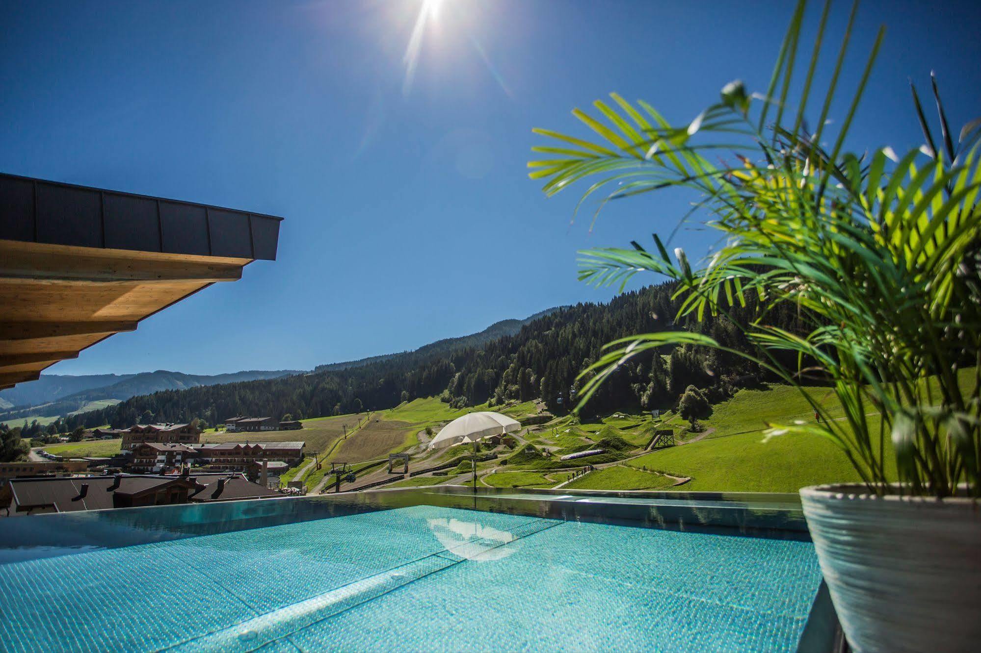 Hotel Bacher Asitzstubn Leogang Exterior foto